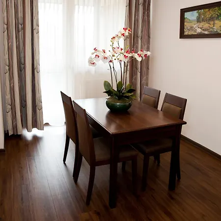 Sanatorium Budowlani Üdülőközpont